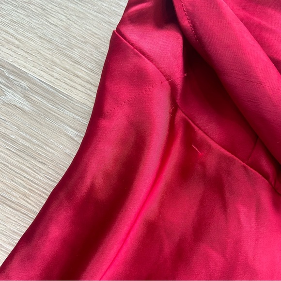 Selfie Leslie Well Versed Pleated Bust Front Split Dress in Wine - Picture 13 of 16